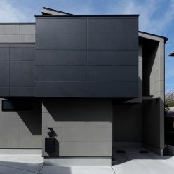 大阪　注文住宅　デザイン住宅　グレー外観　ブラック外観　シンプルモダン　ファザード